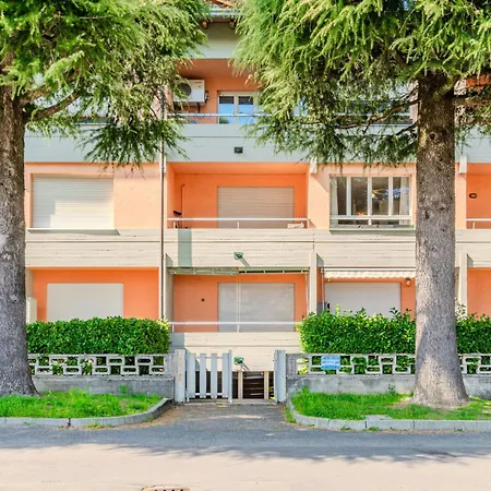Al Molo By Interhome Apartament Domaso
